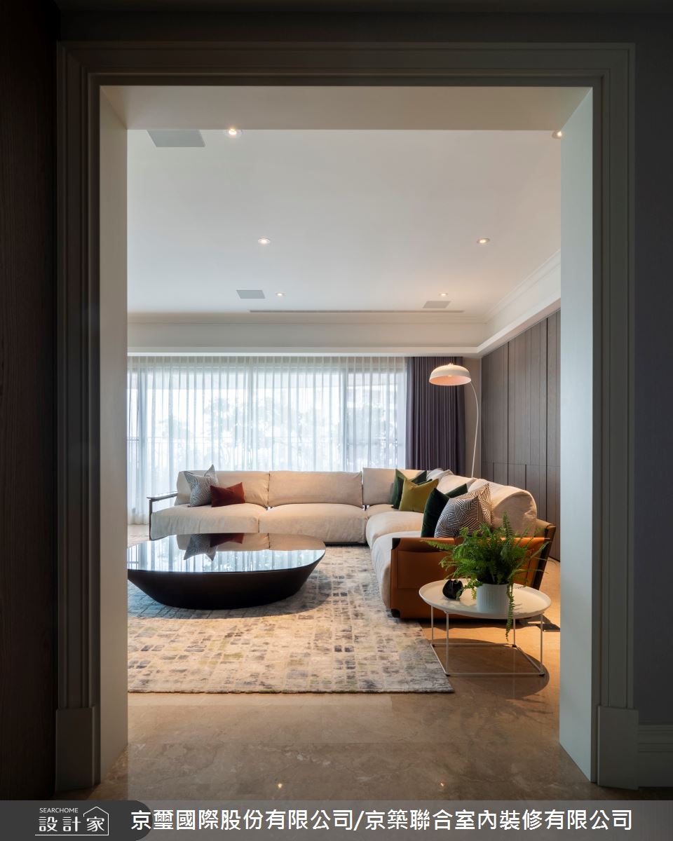 150坪毛胚屋＿現代風客廳案例圖片＿京璽國際股份有限公司/京築聯合室內裝修有限公司＿京璽國際_台中七期豪宅_150坪聚合‧傳家 樂沐大喆之3