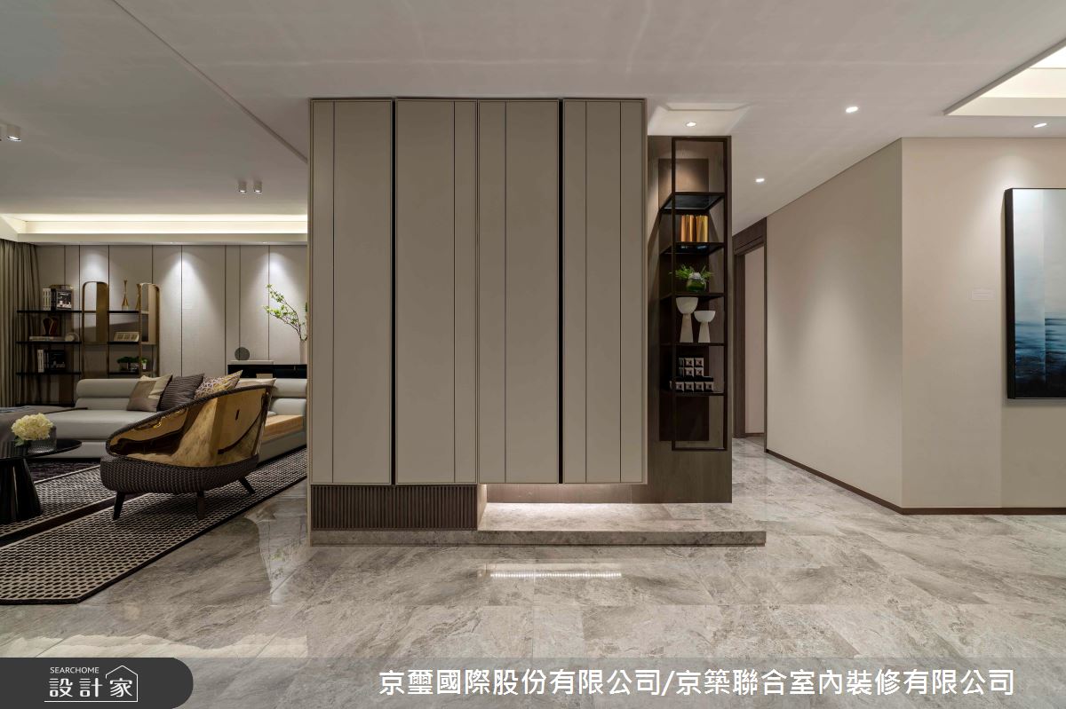57坪預售屋＿現代風玄關案例圖片＿京璽國際股份有限公司/京築聯合室內裝修有限公司＿京璽國際_線‧構 空間形意_57坪現代風之13