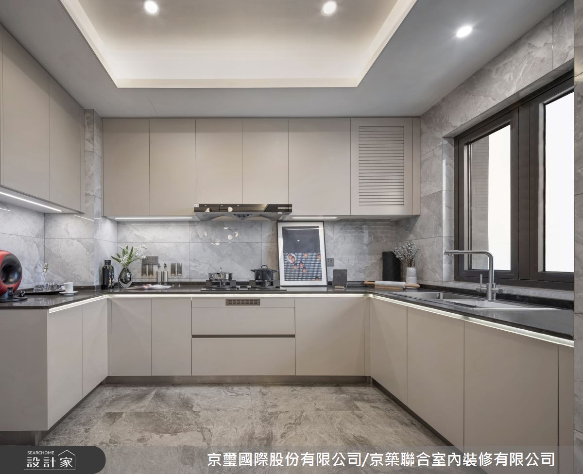 127坪預售屋＿現代風案例圖片＿京璽國際股份有限公司/京築聯合室內裝修有限公司＿京璽國際_凌躍‧城市中的雙層別墅_127坪現代風之4