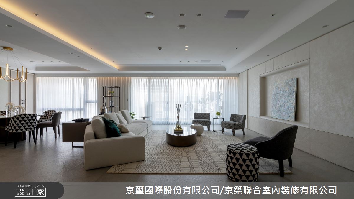 141坪毛胚屋＿現代簡約客廳案例圖片＿京璽國際股份有限公司/京築聯合室內裝修有限公司＿京璽國際_遠雄九五_141坪高端訂製生活綠意藝術宅邸之2