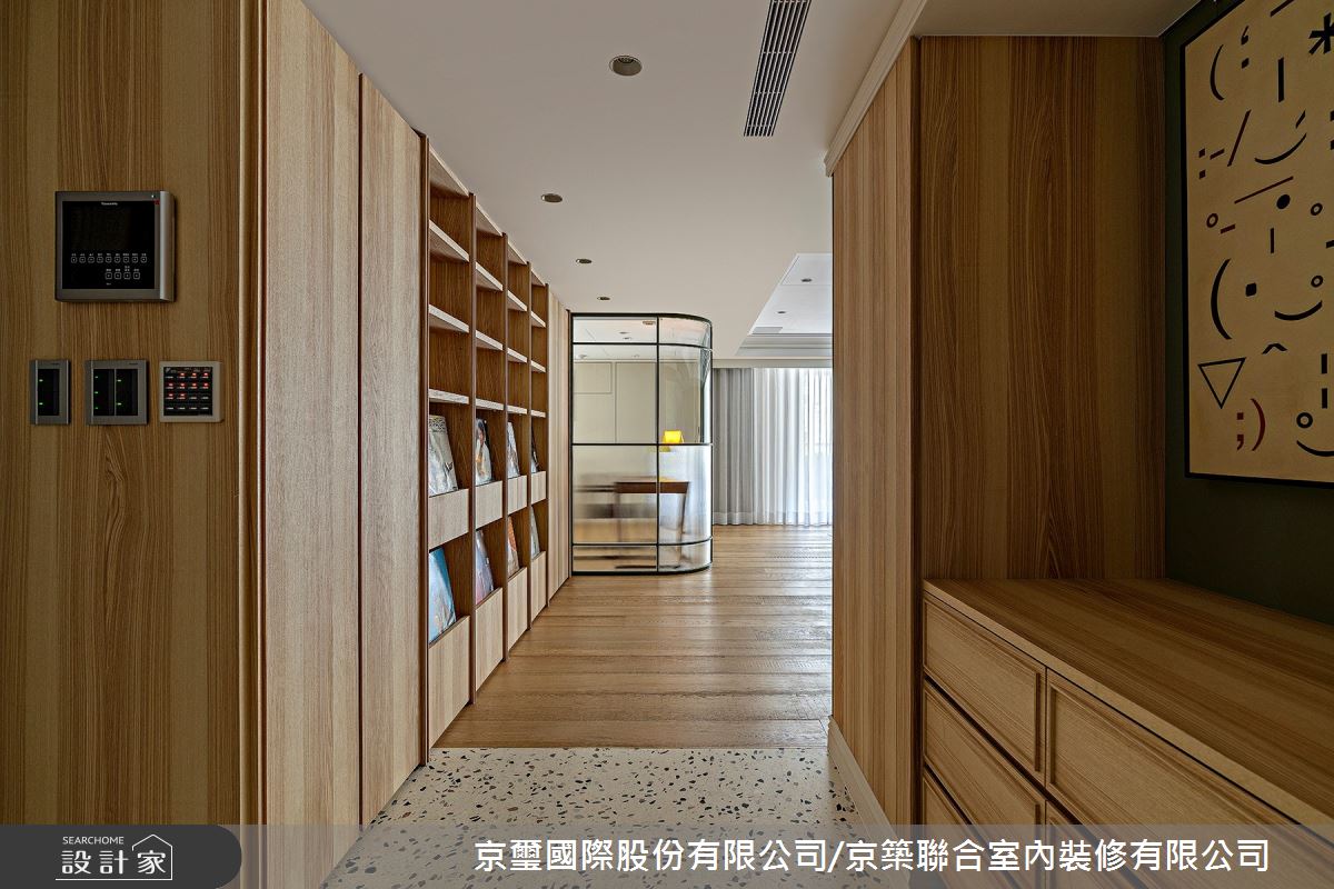 100坪老屋(16~30年)＿混搭風玄關客廳案例圖片＿京璽國際股份有限公司/京築聯合室內裝修有限公司＿京璽國際_國泰一品_100坪敦南林蔭異國宅邸之3