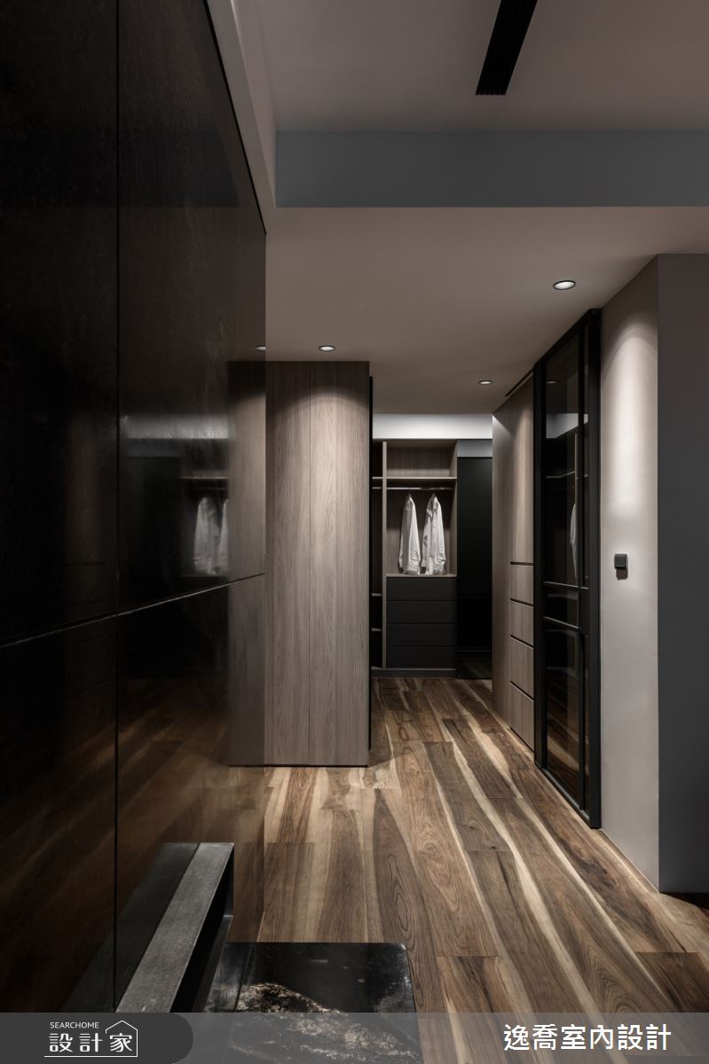 35坪新成屋(5年以下)＿現代風更衣間案例圖片＿逸喬室內設計＿逸喬_形與色的美學協奏 Aesthetic Concerto of Form and Colors之24