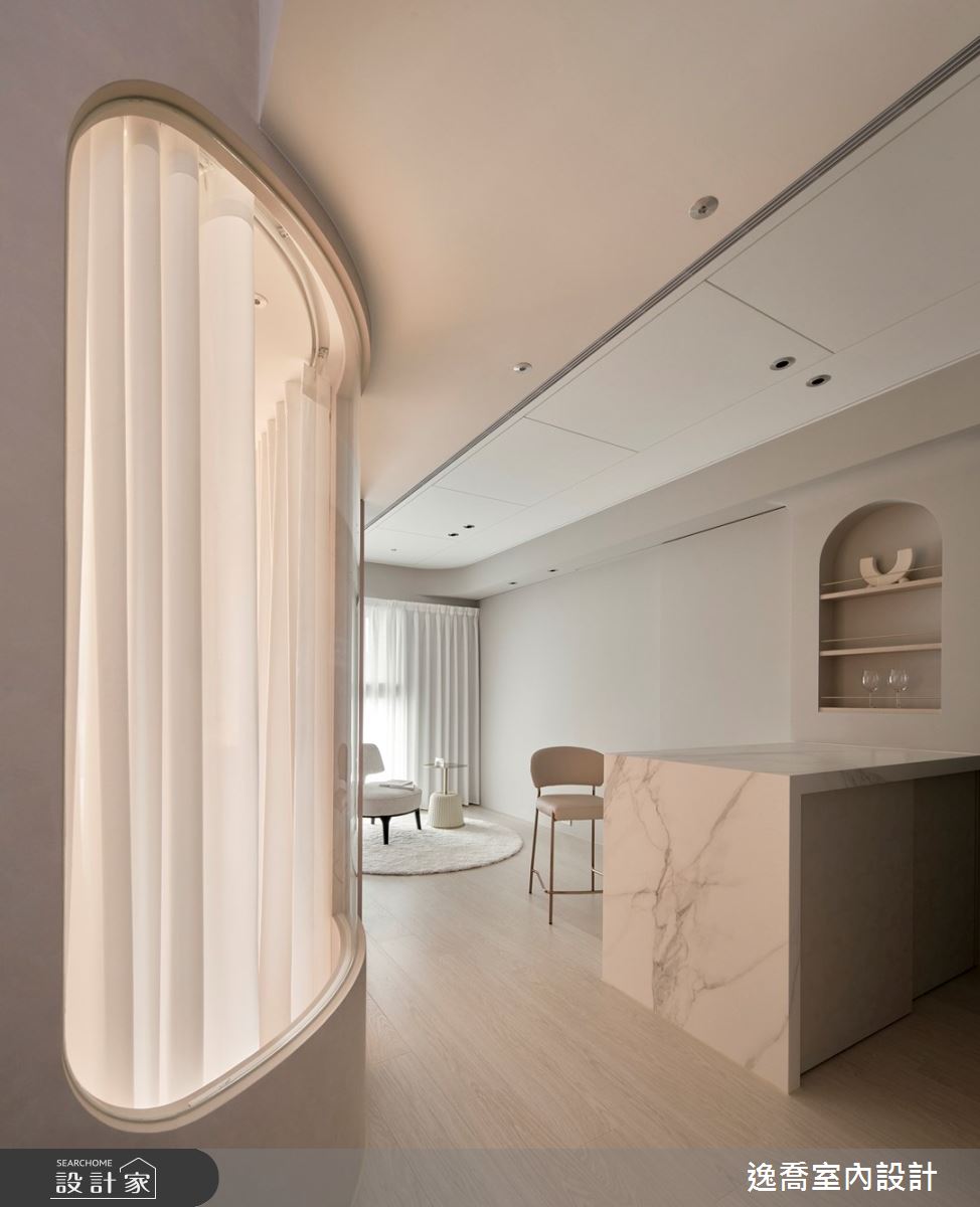 13坪毛胚屋＿現代風客廳餐廳中島案例圖片＿逸喬室內設計＿逸喬_艾蜜莉在巴黎之5