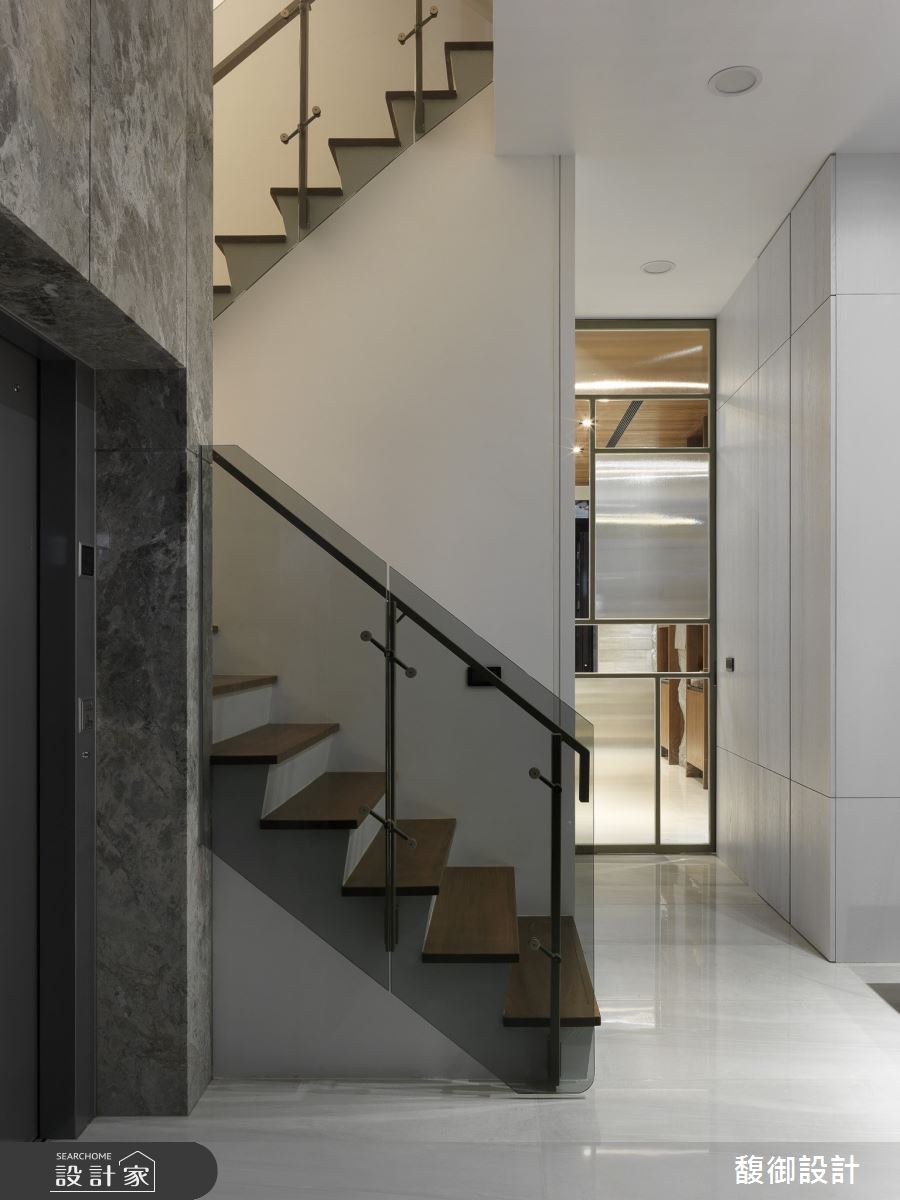 140坪新成屋(5年以下)＿現代風玄關樓梯案例圖片＿馥御室內裝修設計有限公司＿馥御_08之3