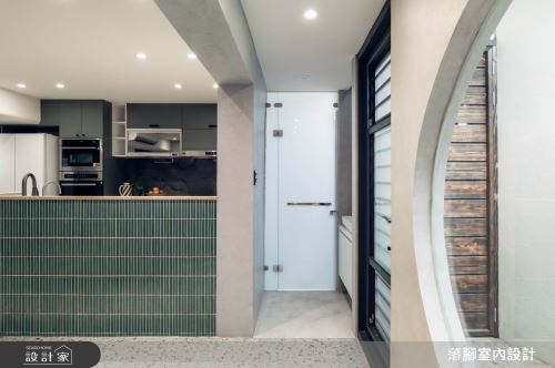 落腳_陽春白雪_混搭風