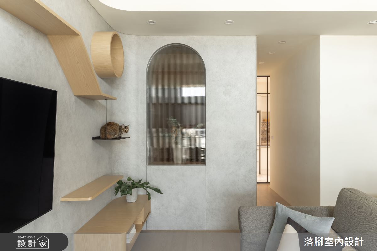 22坪新成屋(5年以下)＿現代風客廳寵物案例圖片＿落腳室內設計＿落腳_青空溫室之4