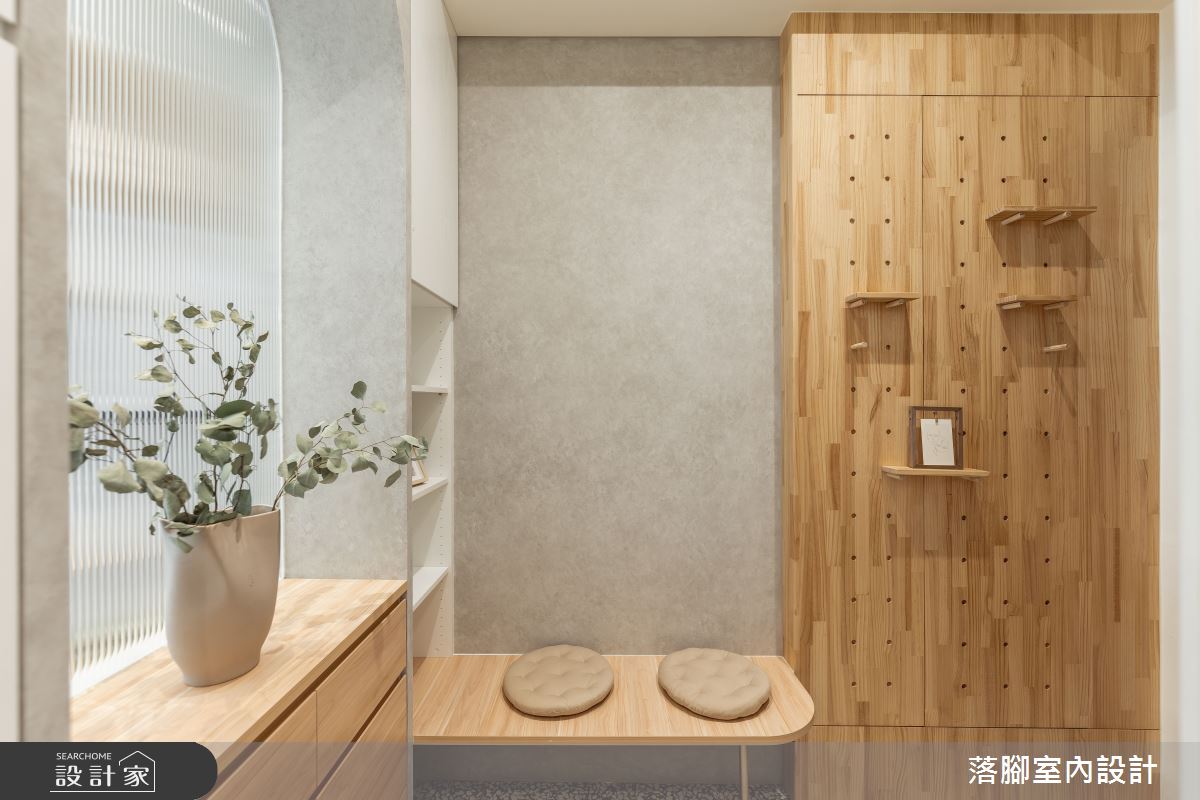 22坪新成屋(5年以下)＿現代風玄關案例圖片＿落腳室內設計＿落腳_青空溫室之2