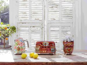 愛上 DOLCE & GABBANA 和 SMEG 小型家電美學_視覺圖