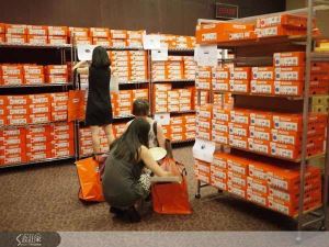 [2014 LC鑄鐵鍋特賣會]10款Le Creuset鑄鐵鍋購買攻略和最新價格_視覺圖