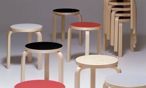 Comme des Garçons x Aalvar Alto 向經典Stool 60致敬_視覺圖