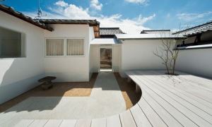 日本員工宿舍老宅建築純白風 回歸居住的純粹_視覺圖