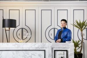 在低調優雅氣質中，綻放華麗視覺風格_視覺圖