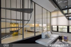 為房室注入魔幻魅力    以現代風打造12坪前衛夾層宅_視覺圖