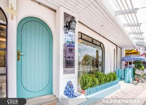 當水晶藍遇上豔陽白 地中海休閒風美容店讓你身心都漂亮！_視覺圖