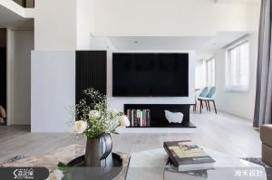 醞釀 30 坪純白複層光景 迎向我們的美好生活！_視覺圖