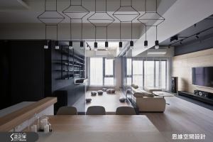 拉開 L 型玻璃門 一家 3 口的無邊界遊樂場！_視覺圖