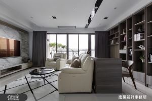 自然紋理X簡約質感 通通融進32坪現代宅居_視覺圖