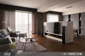 休閒宅的雙面牆超心機！收納 x 隔間 x 電視牆都討好_視覺圖