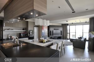 度假視角啟動！水岸景觀+「弓」字型採光的大宅場景_視覺圖