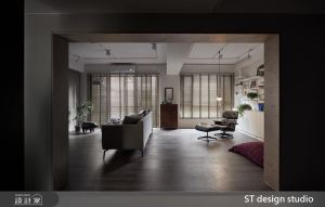 融入閱讀、藝術、好品味！知性夫妻的 40 坪文藝現代風居家_視覺圖