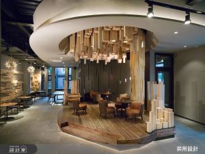 木空間也能低調奢華！中古屋變身時尚潮店_視覺圖