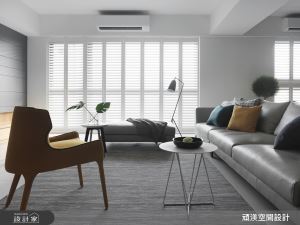 是書房也是遊戲室！現代風大宅客廳後暗藏的秘密空間_視覺圖