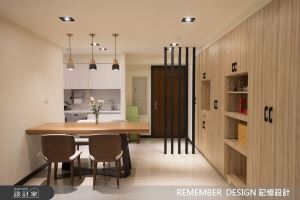 高 cp 現代宅修容術！看收納櫃怎麼把大樑變不見！_視覺圖