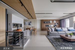 閒置空間怎麼改造？長吧檯、更衣室都有的小家庭機能宅_視覺圖