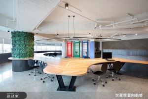 我的行事風格就是不呆板！25 年老屋蛻變為獨特工業風辦公室_視覺圖