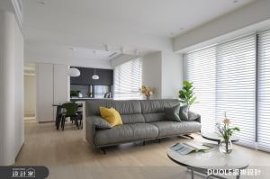 35 坪容納 7 口的秘密！爆滿收納櫃與開闊感的絕妙蹺蹺板_視覺圖