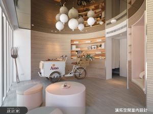 鏡面天花化解低矮結構、聯通室內外之景，學院內的人文浪漫咖啡館_視覺圖