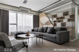 斜切透明玻璃餐廳兼書房！35 坪幾何雕花、流線格柵的人文禪風居_視覺圖