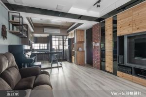 Loft 風改造狹長老屋別墅！在家坐享微型酒吧、專屬影院_視覺圖