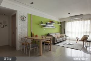 中古屋翻新刷上活力奇異果綠！襯托藏書收納帶來亮眼北歐風_視覺圖