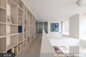 家就該美進心坎裡！磨石子玄關、大型收納櫃襯托 21.5 坪單身宅的純白_視覺圖