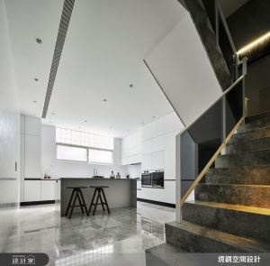 誰說老屋只能很local？天窗設計帶你白天享受日光浴，晚上看星星！_視覺圖