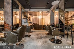 老舊透天厝化身IG打卡景點！好採光、高機能的14坪復古工業風髮廊_視覺圖