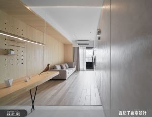 15 坪簡約風小宅入住兩大一小綽綽有餘！臥榻式床鋪、複合式收納把小坪數變大了_視覺圖