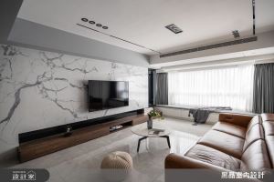 白色大理石打造現代精品生活！35 年老屋從裡到外都變浪漫風_視覺圖