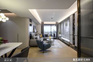 我家比飯店舒適！裝飾鏡面、懸吊精品櫃點亮現代風大宅_視覺圖