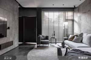 與長輩一起，找到心的歸宿！現代風透天別墅用日光與灰寫詩_視覺圖