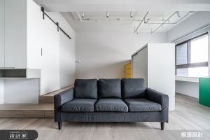 藏不住的輕盈感 簡約純白中的繽紛現代宅_視覺圖