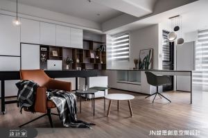 在單身小宅內與自己獨處，12坪空間裝下開放式客餐廚、獨立更衣間_視覺圖