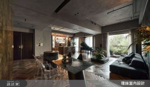 46坪沈穩奢華宅，深色木質調鋪陳異國情調的溫煦愜意_視覺圖