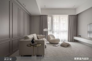 隨屋主需求開放格局、引入採光！15年老屋化身柔和灰色系輕美式風_視覺圖