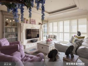 瞬間怦然心動！58 坪粉嫩夢幻鄉村風大宅，譜寫與紫藤花的浪漫悸動！_視覺圖