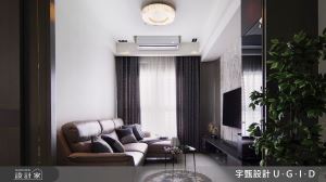 揭密20坪現代風機能小宅！架高地坪規劃多功能室，雙面櫃提升收納坪效_視覺圖