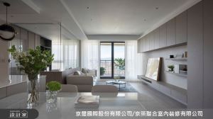 二代宅裡海外遊子成家、家人團聚！玻璃書房與開放廚房放大空間，並讓中島手沖咖啡展開一天美好_視覺圖