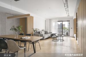 隔柵、日式障子門與窗邊臥榻，替屋主 35 坪無印風住宅訂閱了一年四季的陽光！_視覺圖