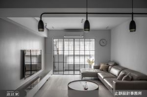 35坪現代宅重憶相遇時分，品味老屋與灰階的濤聲絮語_視覺圖